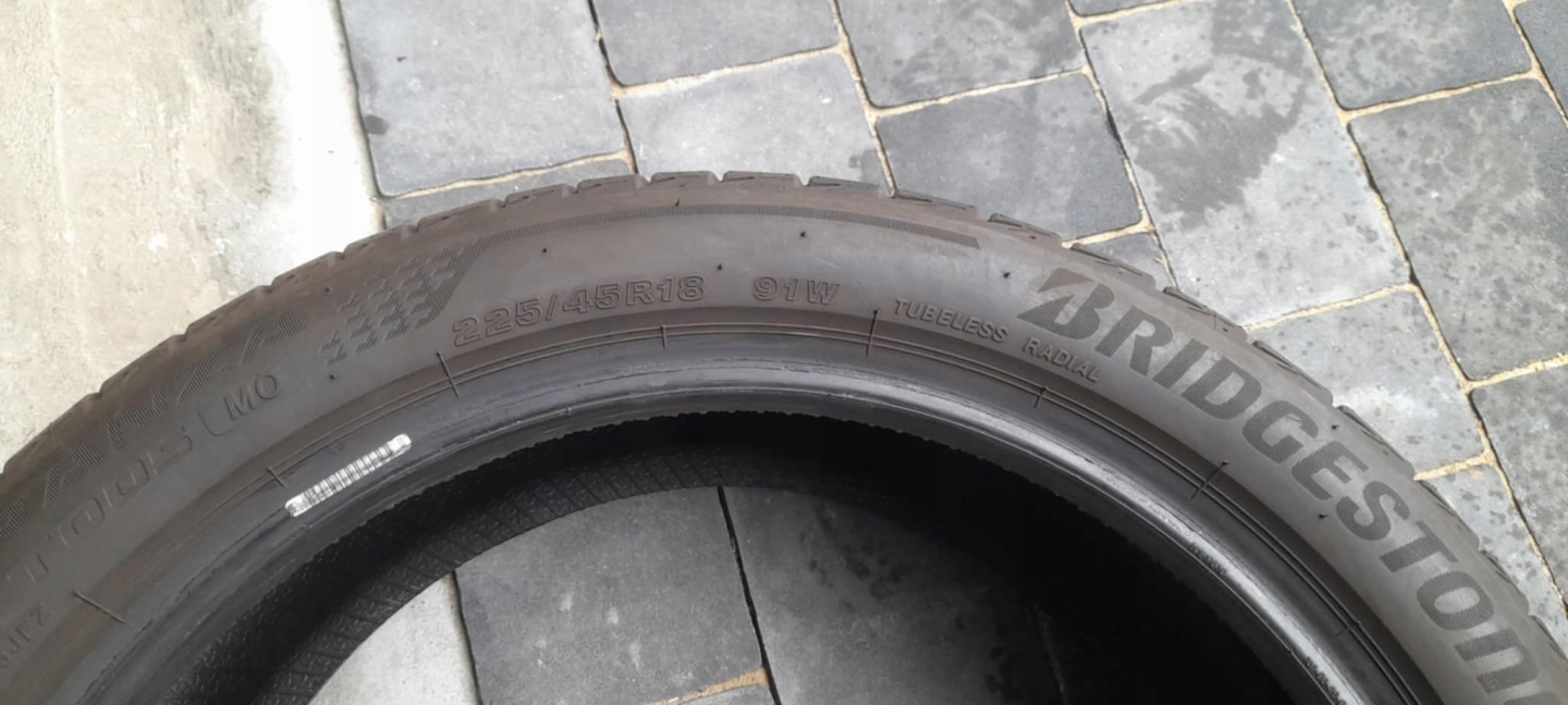 BRIDGESTONE TURANZA T005 225/45R18 91W MO - Mecedes-Benz
