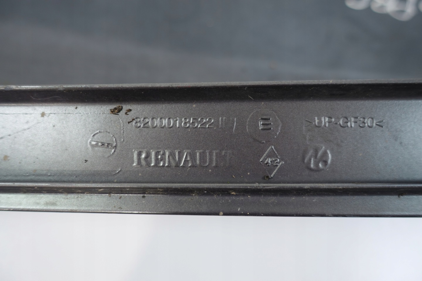 fender right front front RENAULT VEL SATIS 2001-2009 8200018522