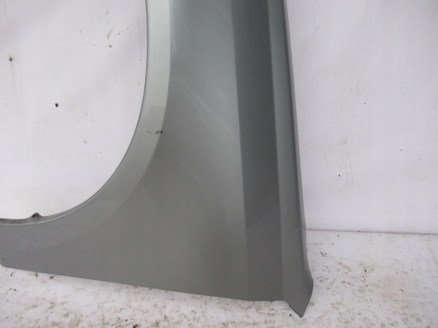 fender front front left SUBARU LEGACY 03