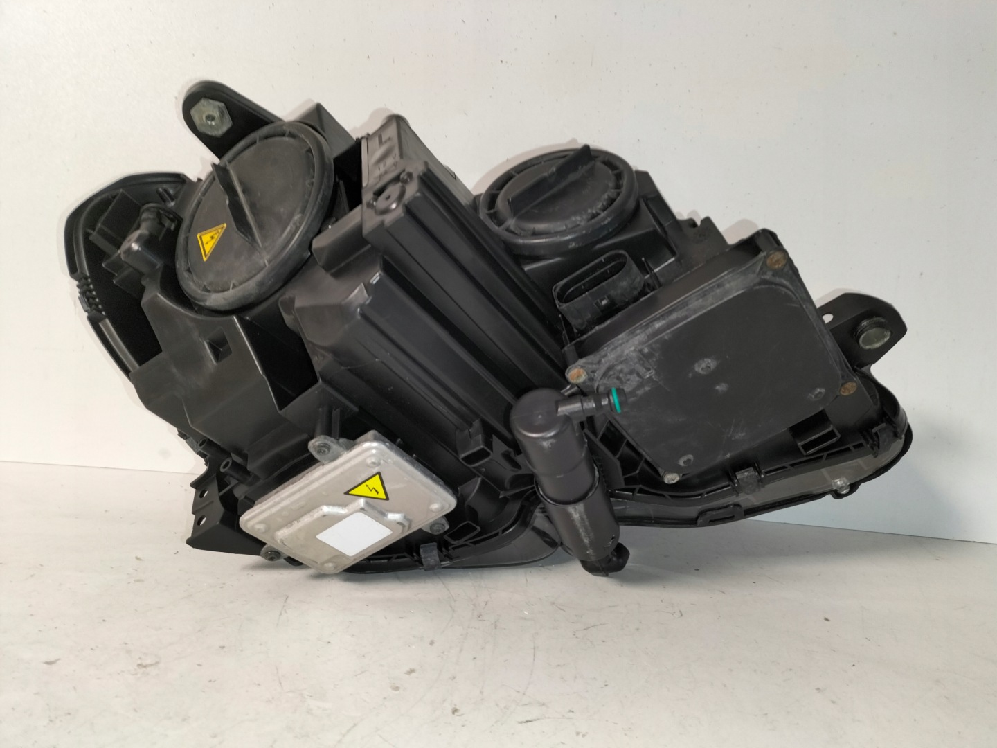 light front reflektor left MERCEDES C KLASA W204 LIFT 11-14 XENON