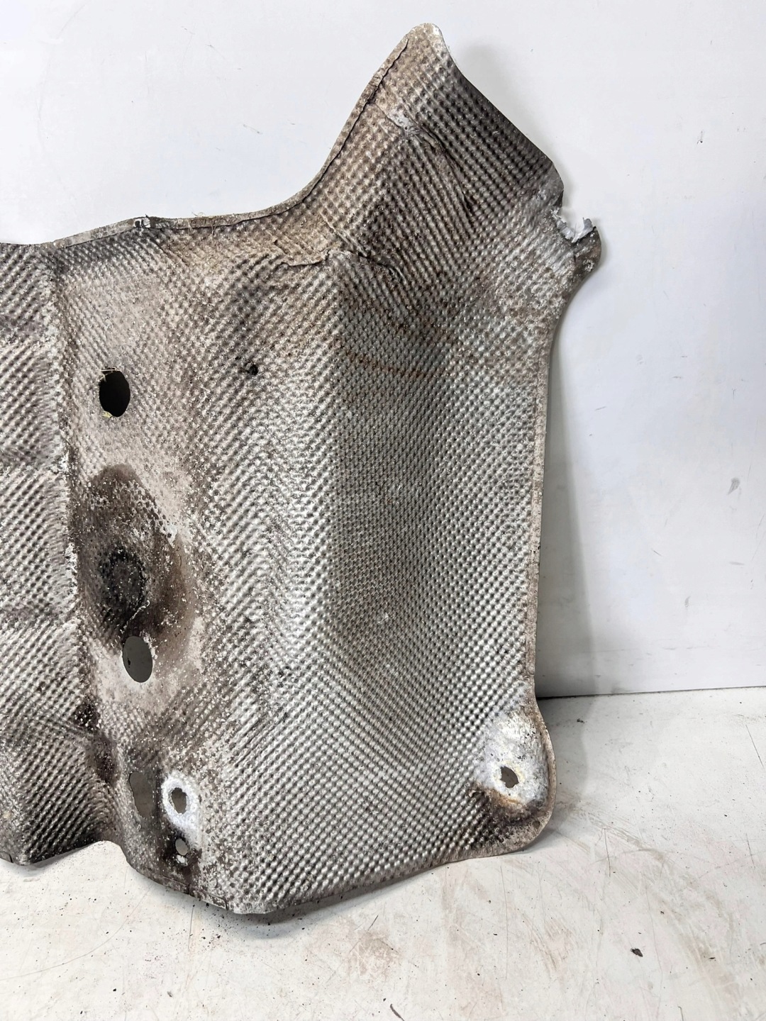 cover TERMICZNA TLUMIKA left AUDI A5 CABRIO 8F0804171 1/26