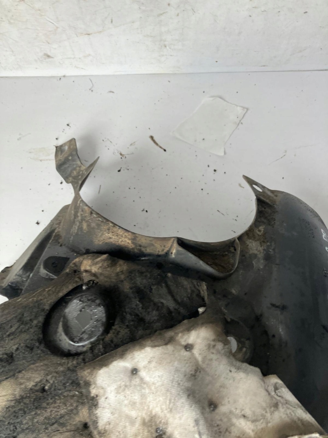mudguard right front rear part CAPTUR and 638427260R