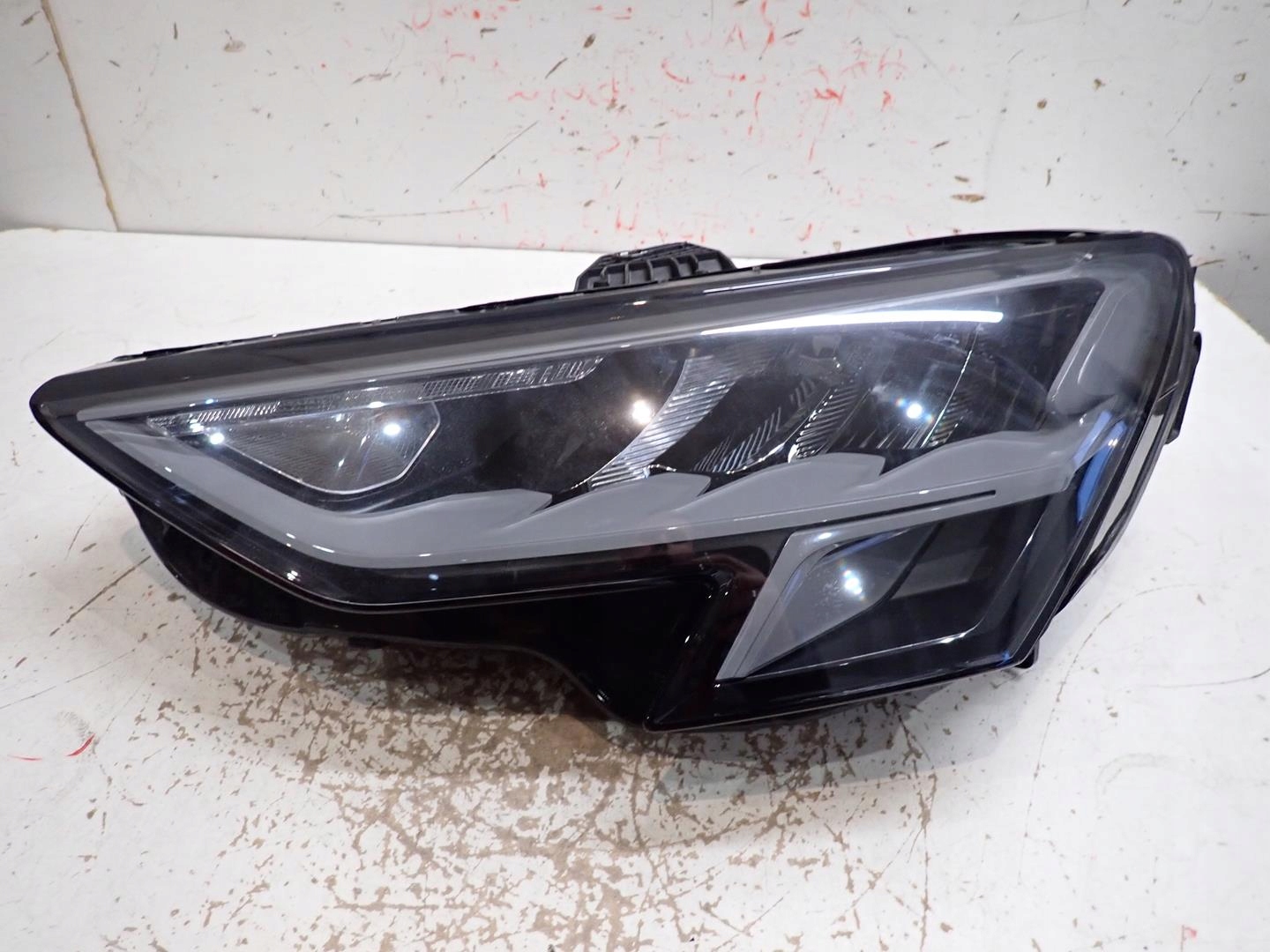 light front front left AUDI A3 2020- FULL LED 8Y 8Y0941011