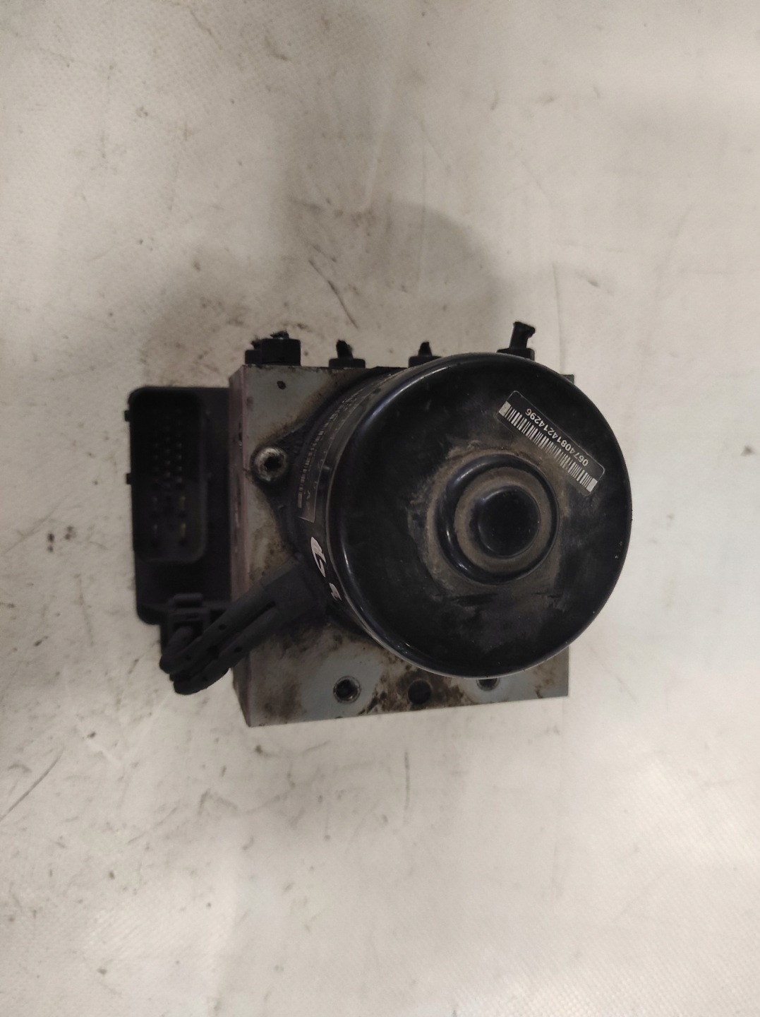 VW GOLF IV 4 1J0 907 379 P 1J0614117 D pump ABS