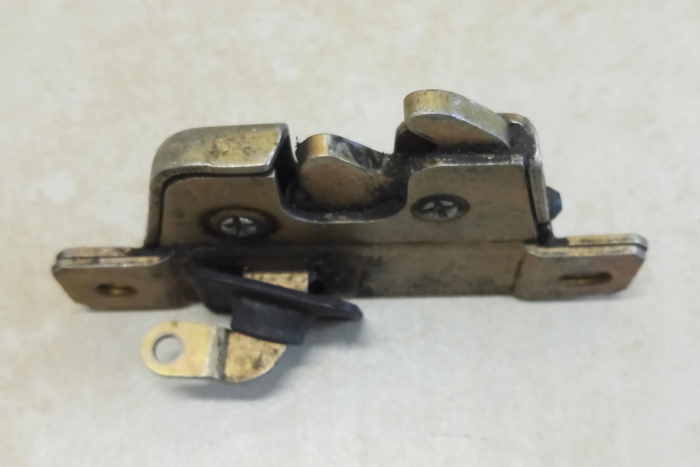 lock of rear bonnet boot Seat VW POLO CLASSIC