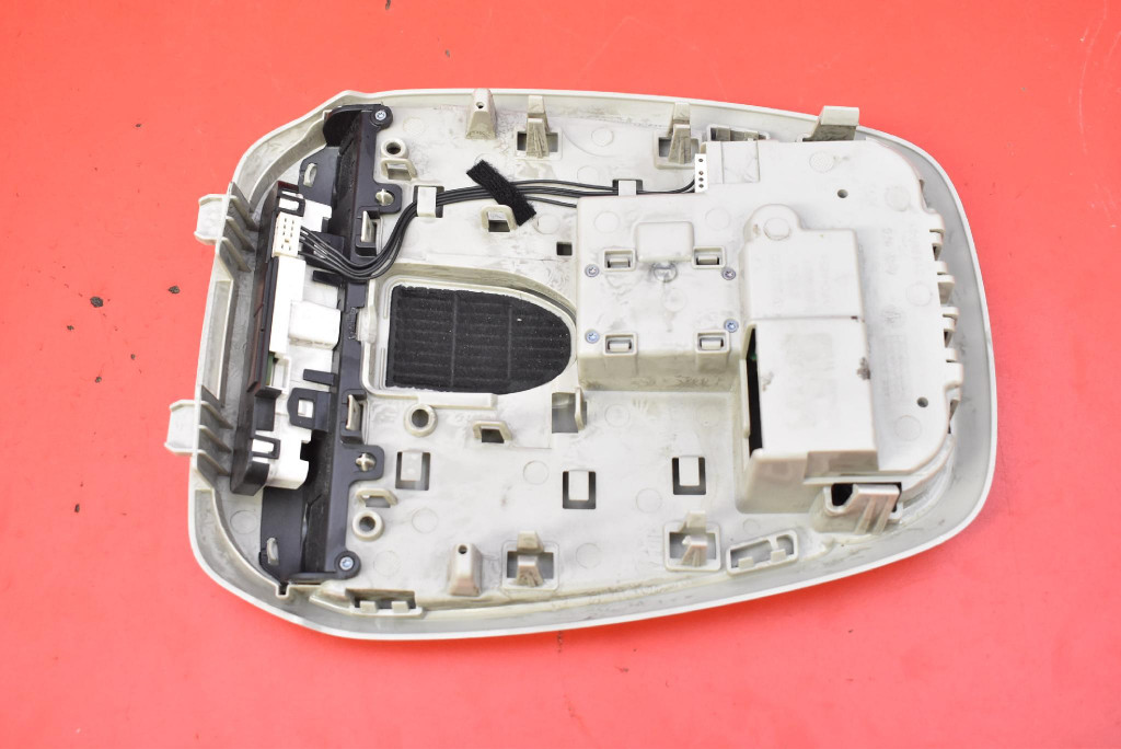 light lighting of the interior front C159M101 VOLVO V40 2 II 12-16