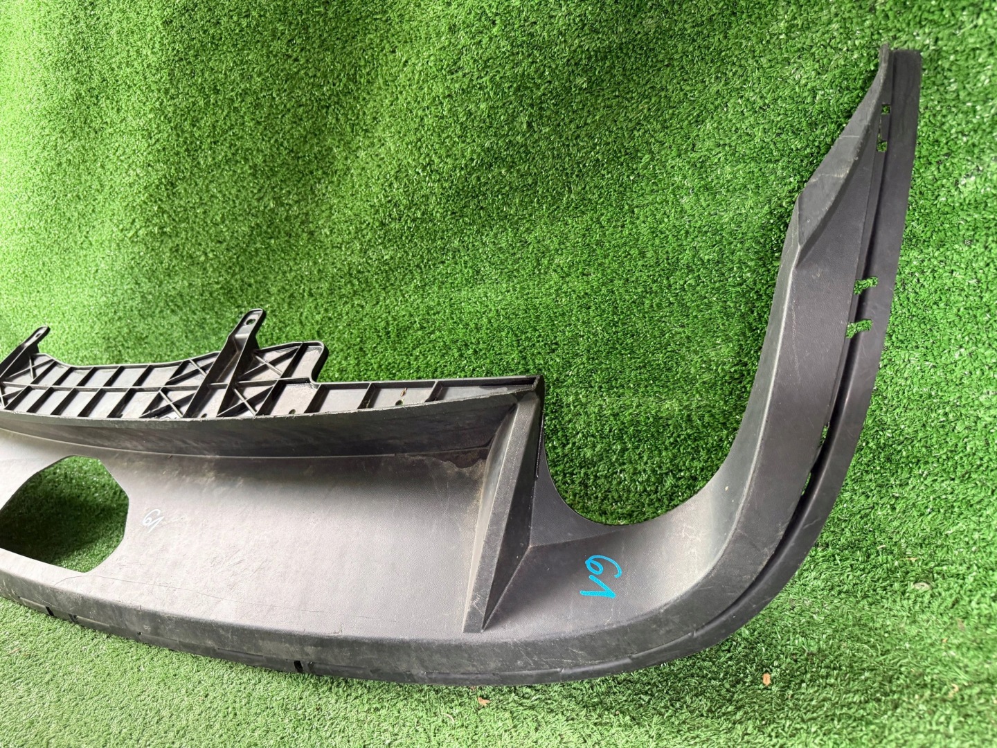VOLKSWAGEN PASSAT B7 10-14 accessori Paraurti SPOILER 3AF807521