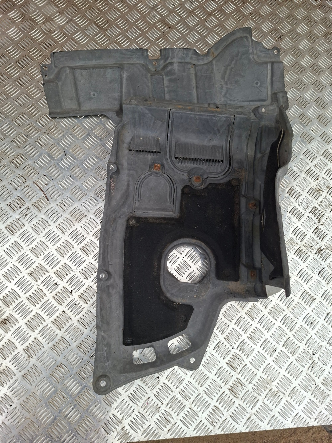 cover below engine TOYOTA COROLLA VERSO 514050F010