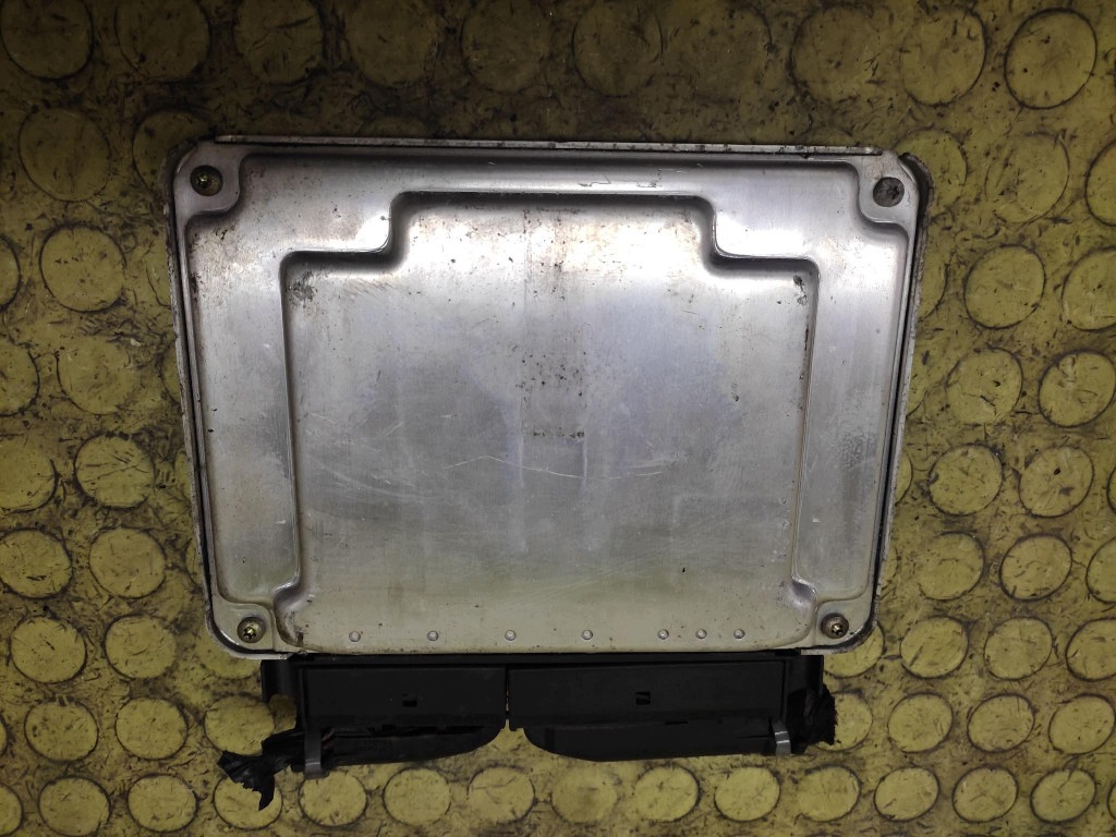 SEAT LEON control unit of the engine 0281010229