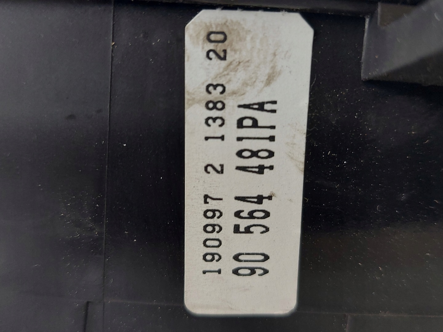 budíky hodiny OMEGA B 2.0 B 90564481PA