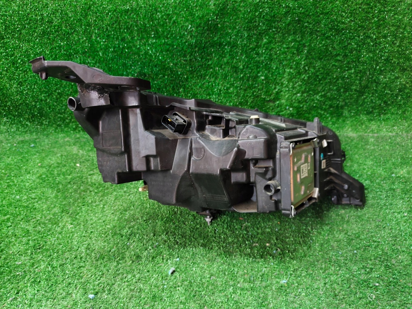 REFLEKTOR left front PEUGEOT 208 II 23- LIFT FULL LED NR.1293