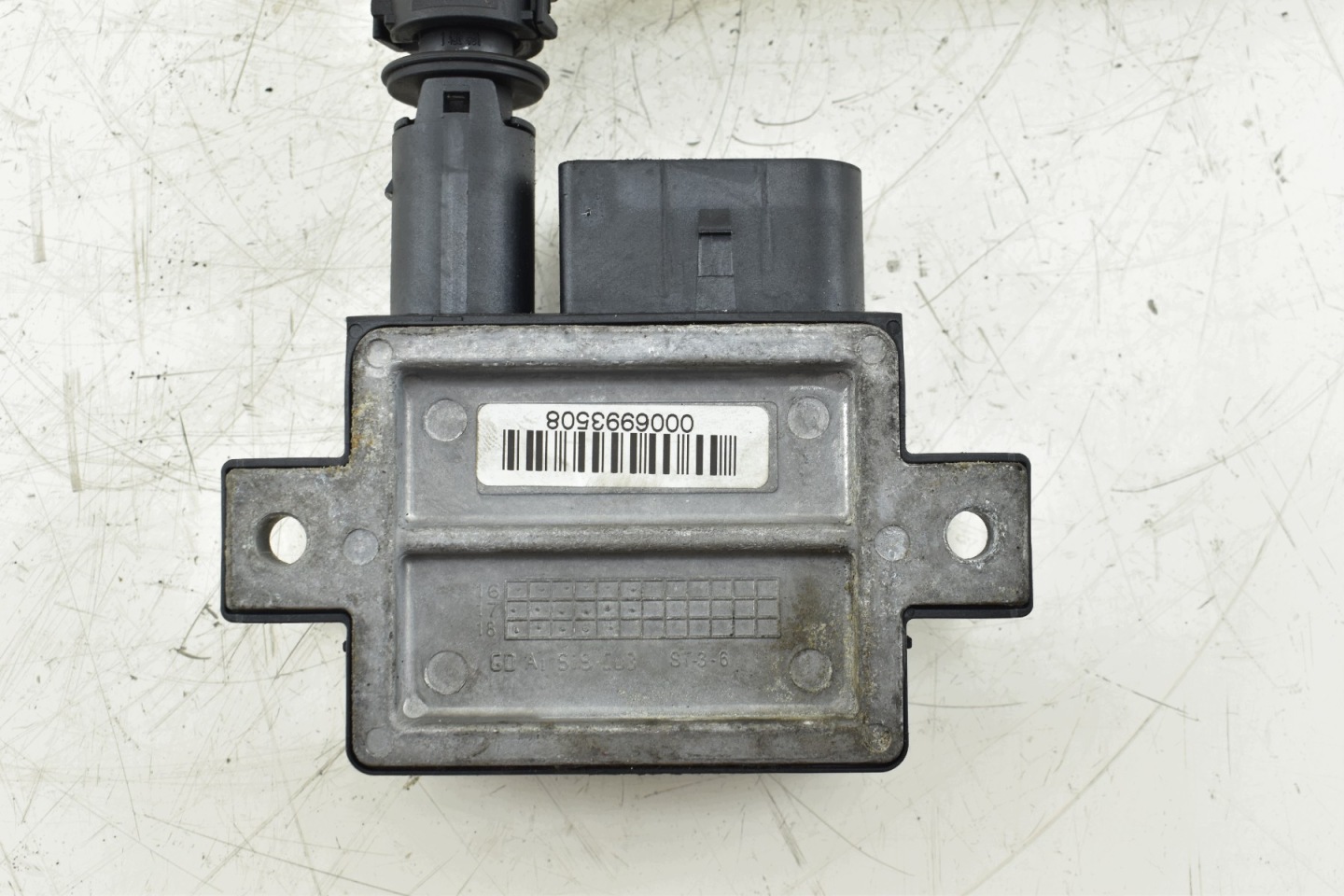 relay plugs Zarowych BMW E81 E90 E91 E60 X1 E84 2.0 D N47 E2110022367