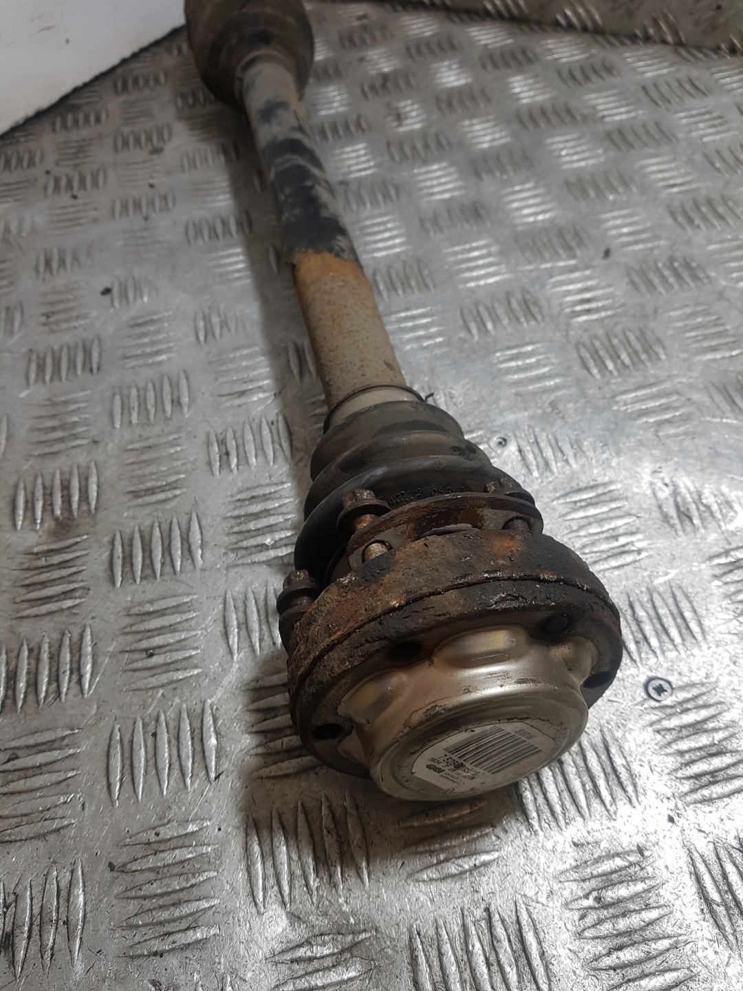 semi-axis semi-axis left rear BMW E90 2.0 B 7525821
