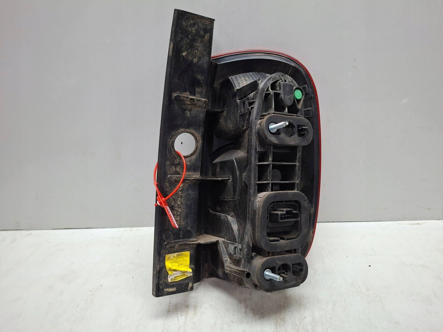 light rear left 265550035R DACIA DUSTER and 2010