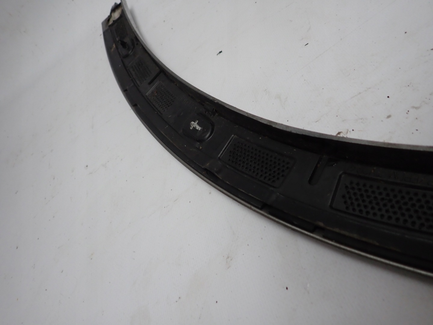 moulding for fender right front front MERCEDES GLC W254 AMG A2548805802