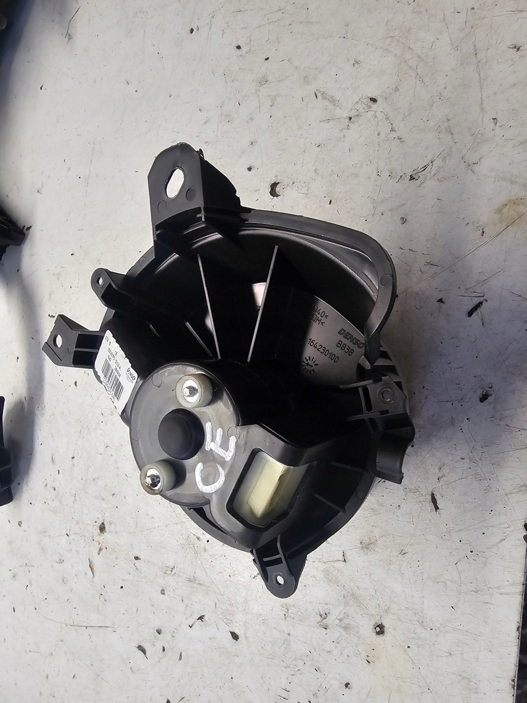 OPEL CORSA E ventilátor tOPENÍ topení EUROPA 13335075