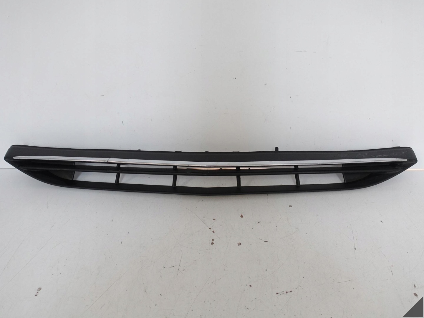 MERCEDES E-KLASA C238 COUPE A238 CABRIO 17-20 lower grid central front