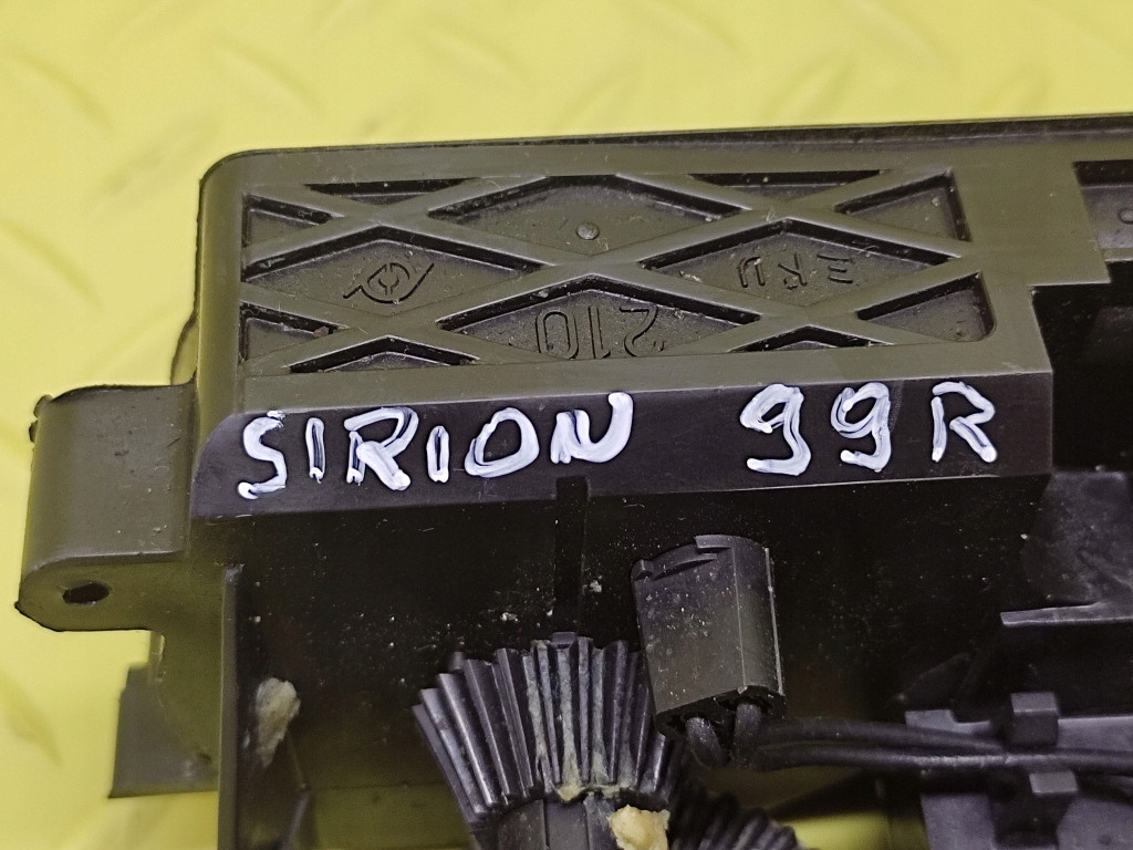 DAIHATSU SIRION a PANEL klími klimatizaci