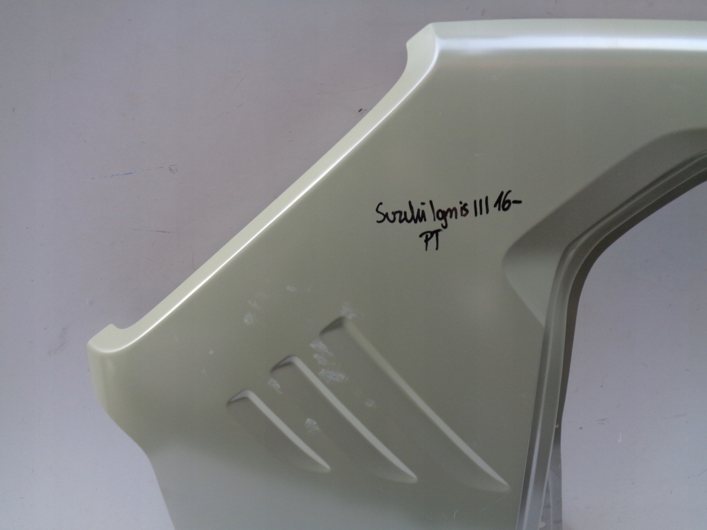 PARAFANGO DESTRA POSTERIORE SUZUKI IGNIS III 16