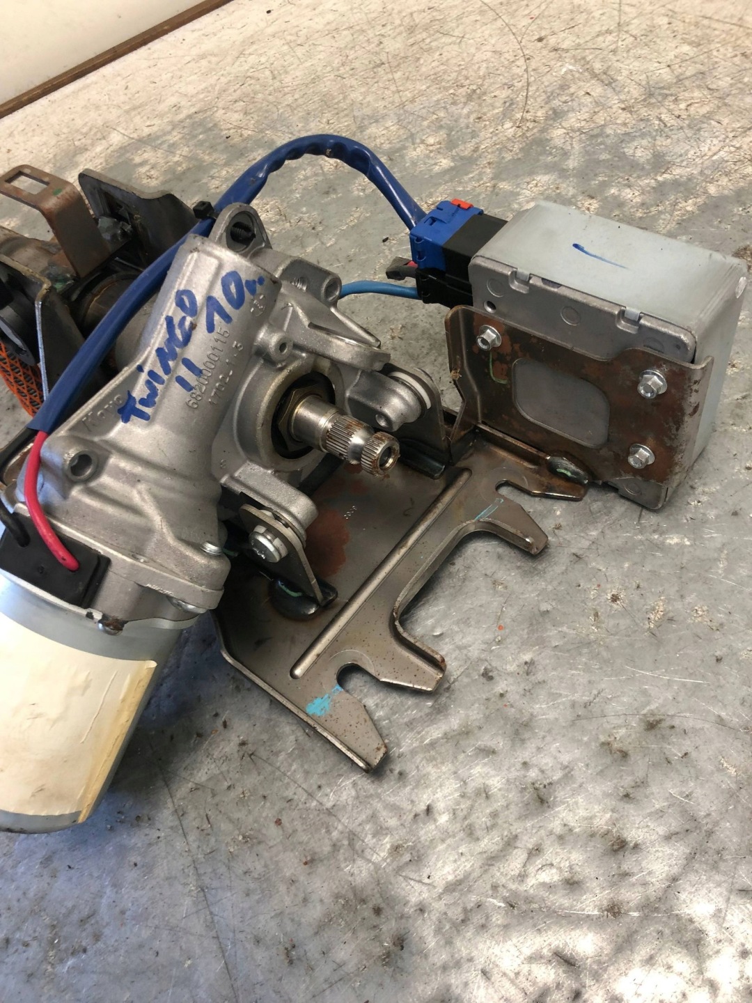 control electrics RENAULT TWINGO II 8200800656