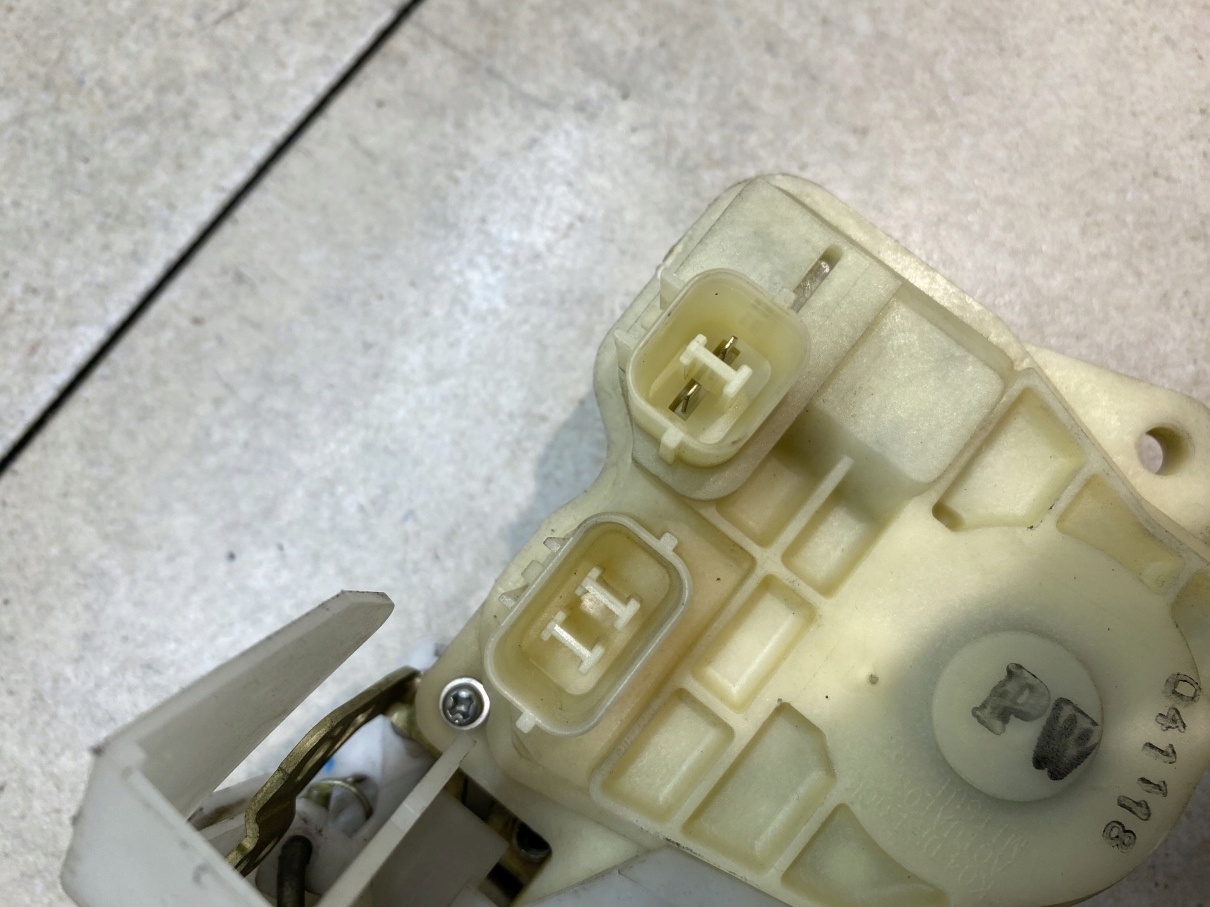 lock door right front HONDA JAZZ II 2 PIN