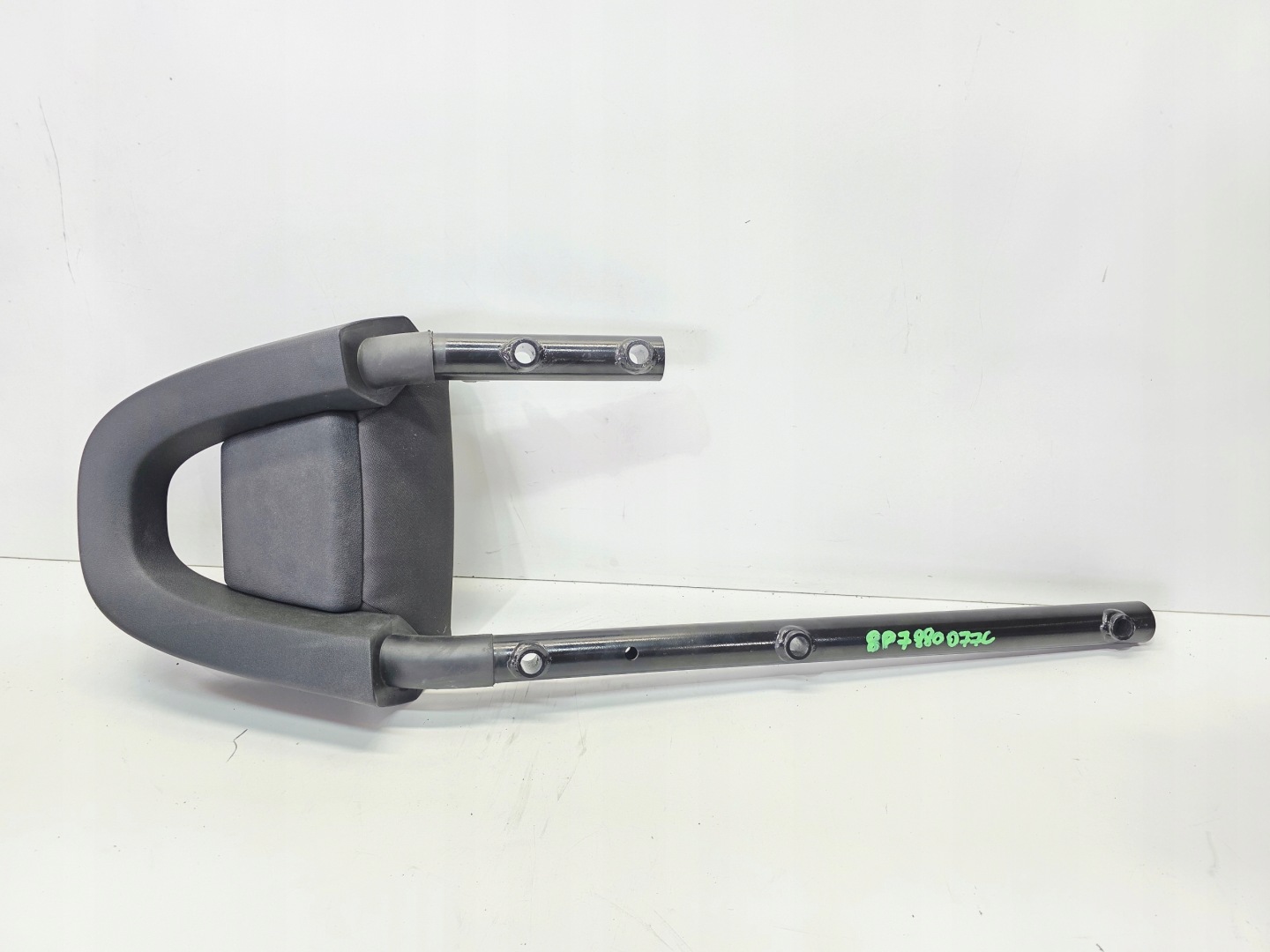 rest seat left rear part AUDI A3 8P CABRIO 8P7880077C