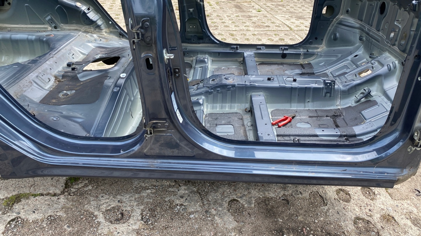 KIA RIO IV V threshold pillar right EU3 17-24
