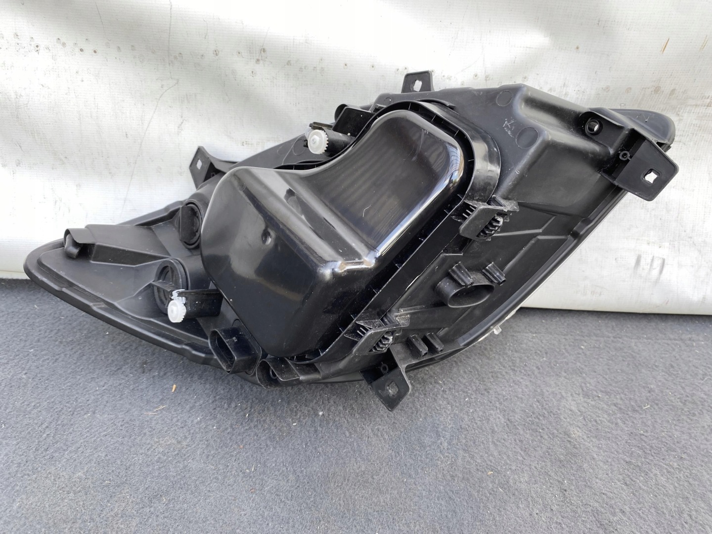 SPRINTER 906 06- light left REFLEKTOR front left A9068200161