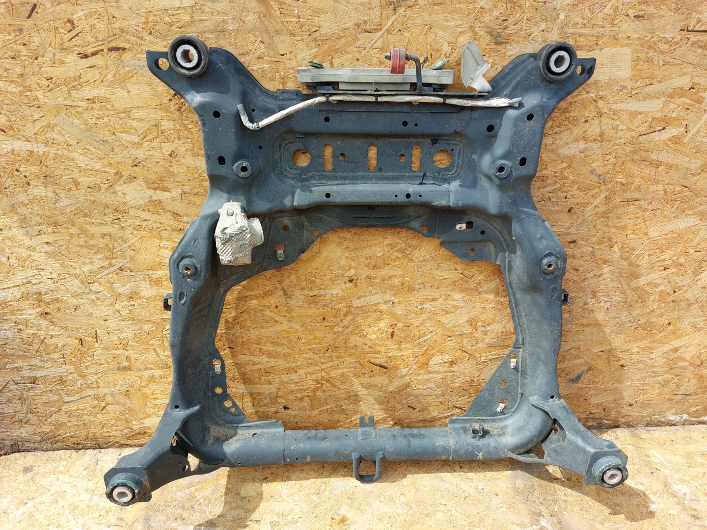 axle beam subframe axle beam Range Rover Evoque Lift 15