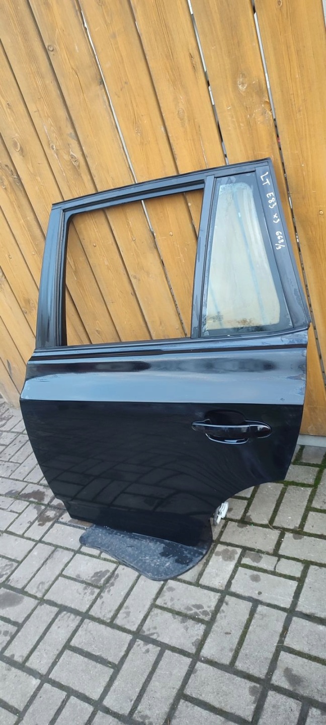 door rear part rear. left BMW X3 E83 LIFT 668/9