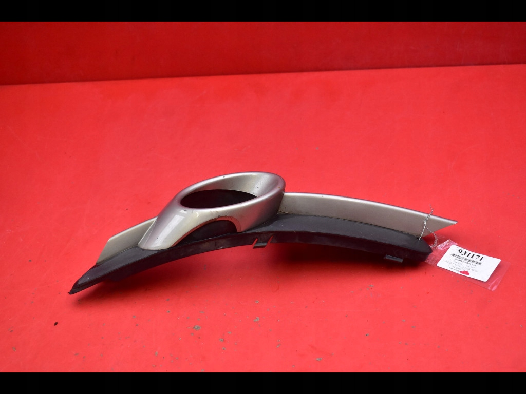 grid of a bumper right 1Q0853666B VW EOS 06-10