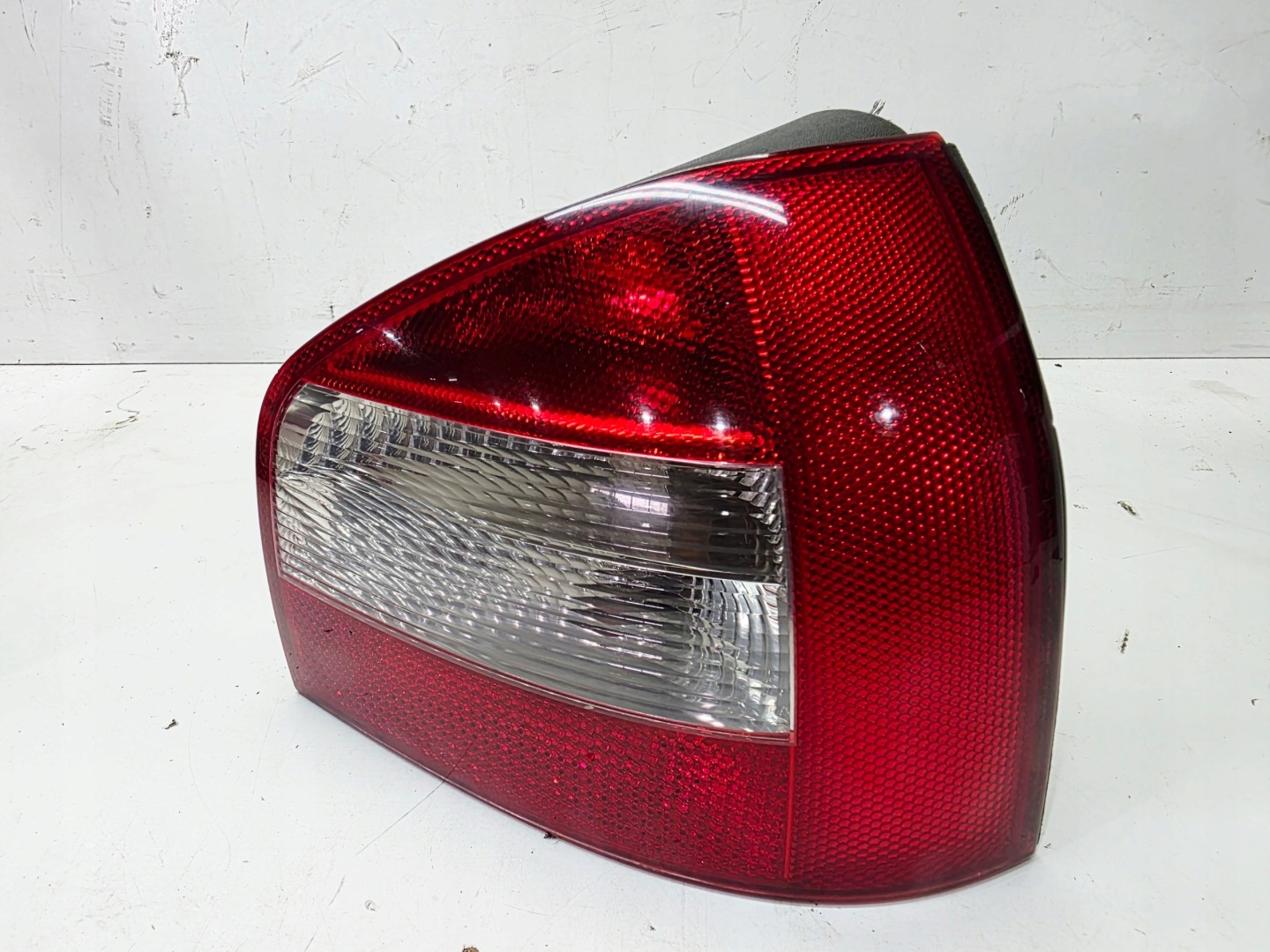 Licht rechts heck AUDI A3 8L 8L0945096B