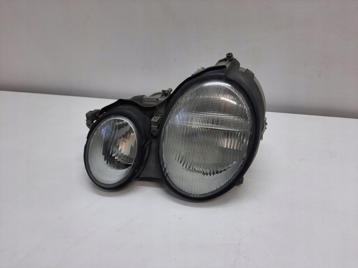 MERCEDES CLK W208 97- light REFLEKTOR left front original EUROPA
