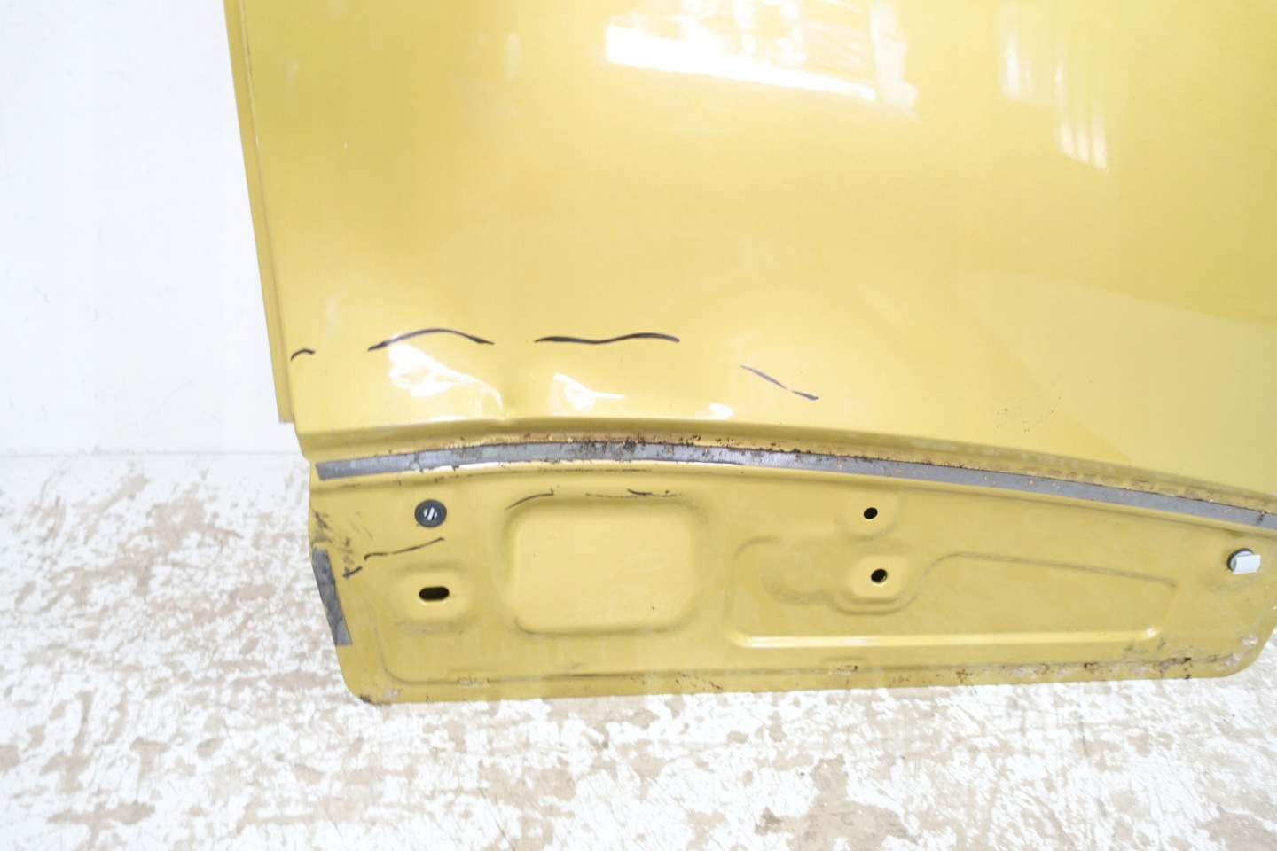 VW ID4 ID.4 2020- door rear. left rear part 11A833311