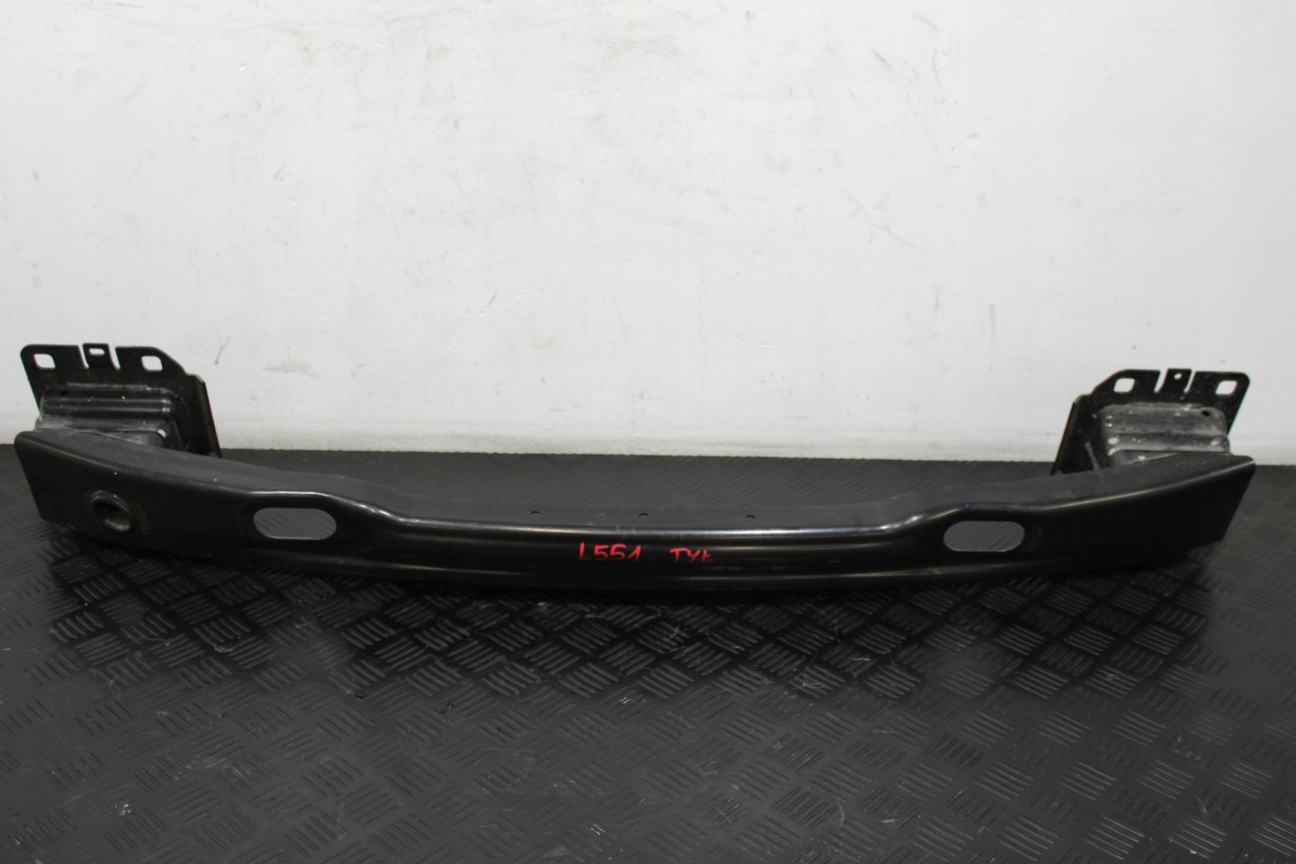 sider pillar below bumper rear part LAND ROVER EVOQUE II 2 L551
