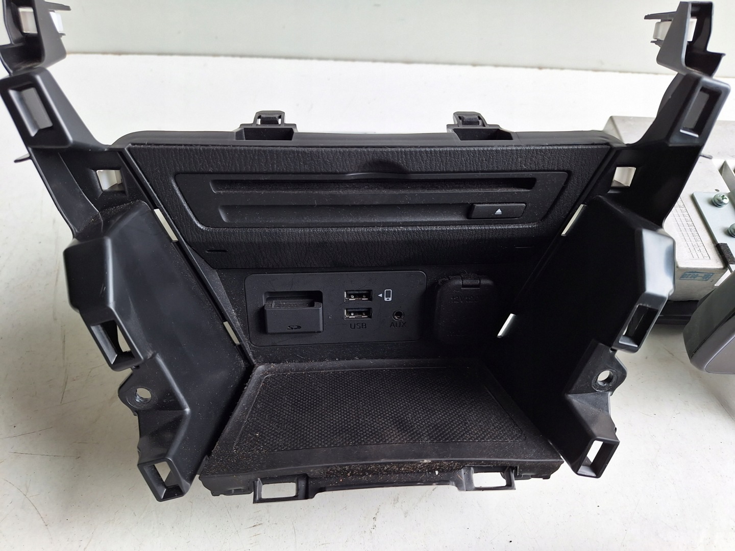 MAZDA 2 DJ 17-> navigation running board BAAR669C0K