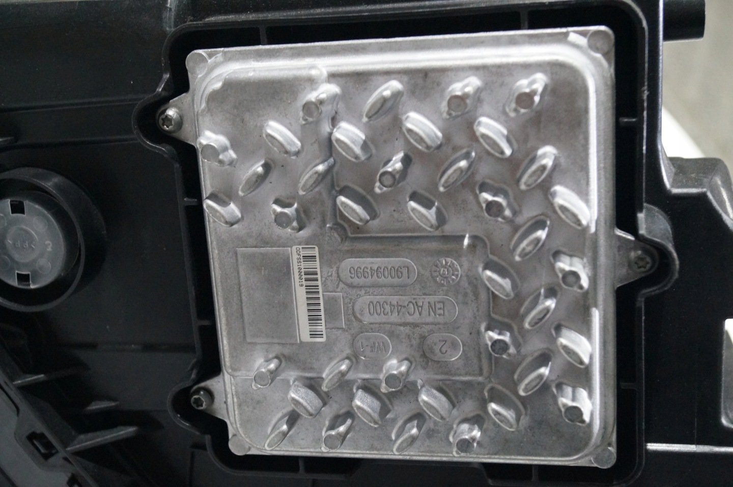 light front front right OPEL MOKKA B INTELLI LUX LED 2020-2024 L90094996