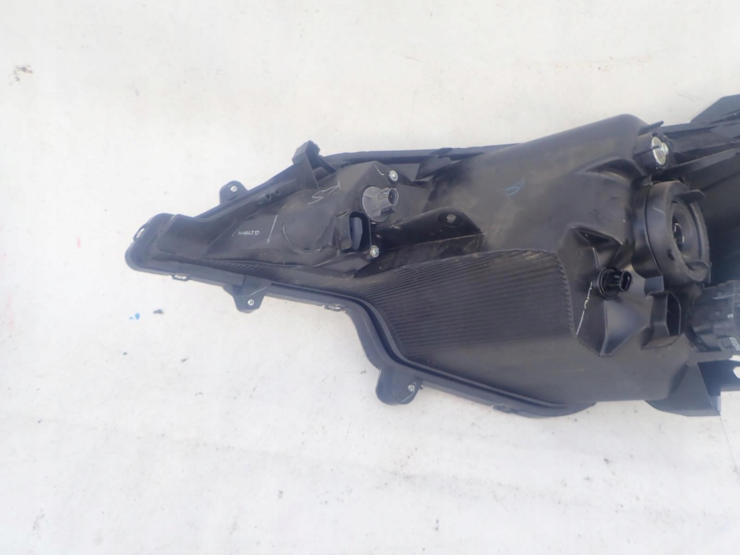 MITSUBISHI SPACE STAR LIFT 19- light front right