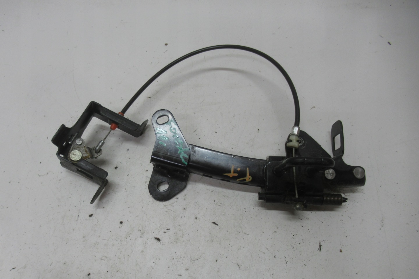 SUBARU FORESTER 11R RYGIEL lock KANAPY right
