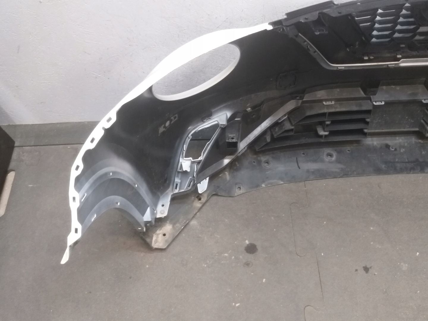 bumper front NISSAN JUKE 2 II F16 19