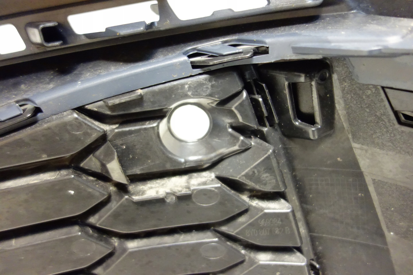 AUDI A3 S-LINE 2020- 8Y0807437F below PDC washers bumper front front