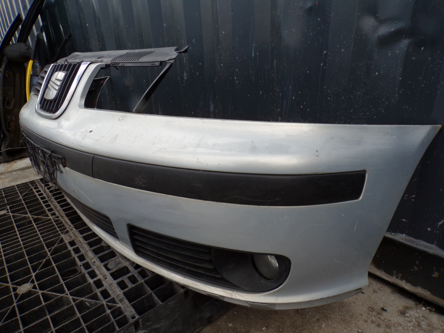 front bumper front SEAT ALHAMBRA 1 and LIFT (R1)