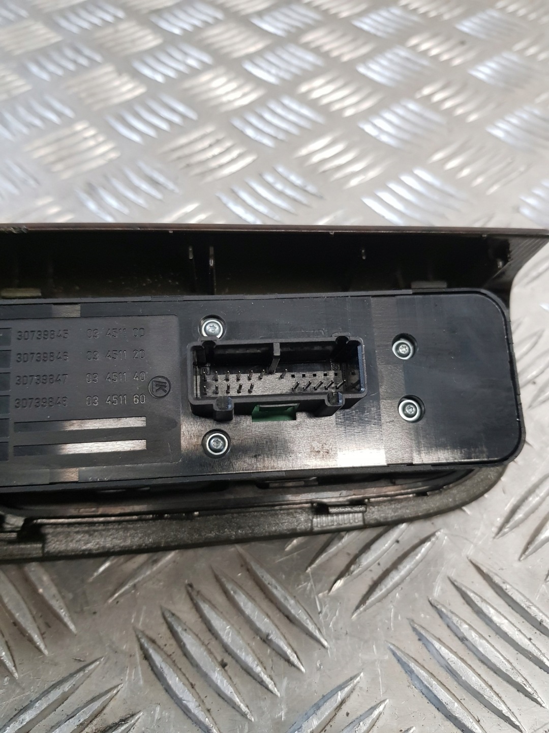 window control switch of mirrors left front 30739845 VOLVO V50 and 05R