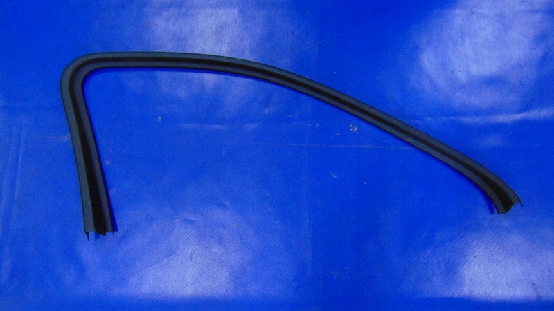 cover frame door left front VW TOUAREG II 7P 10-17R