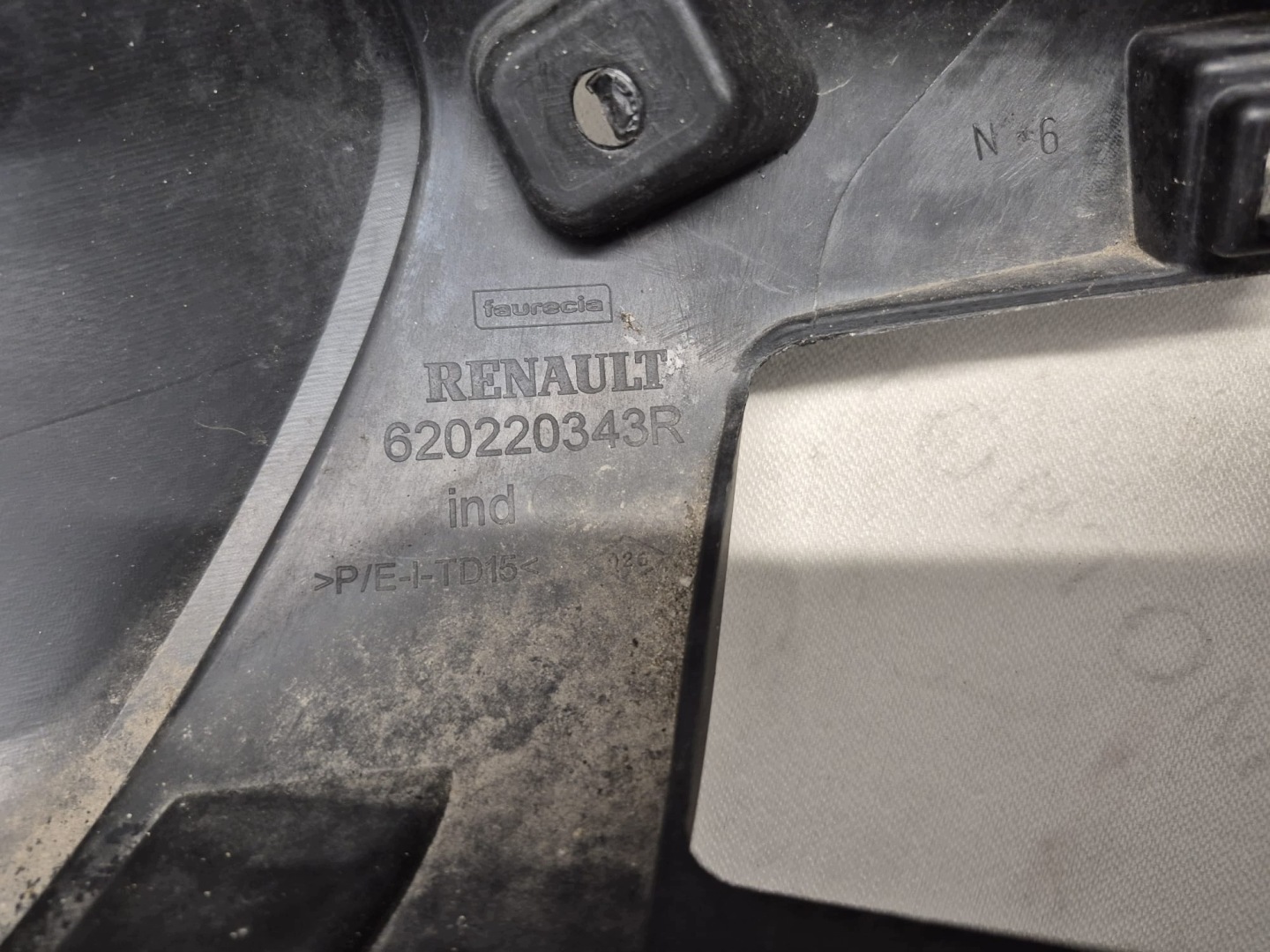 RENAULT KADJAR 15-18 bumper front front washer 6XPDC