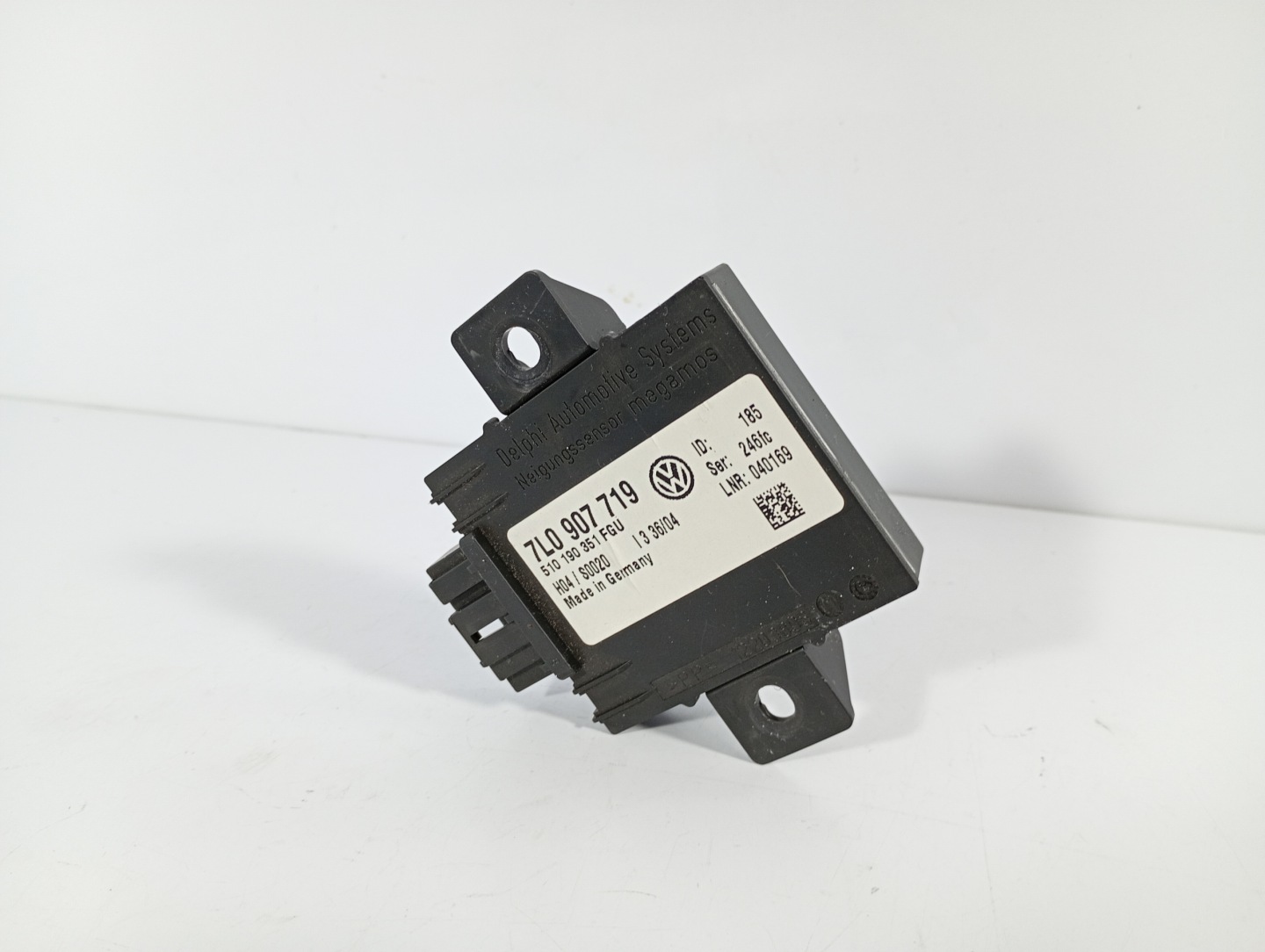 VW Phaeton 04-07 computer control unit module ALARMU OE 7L0907719