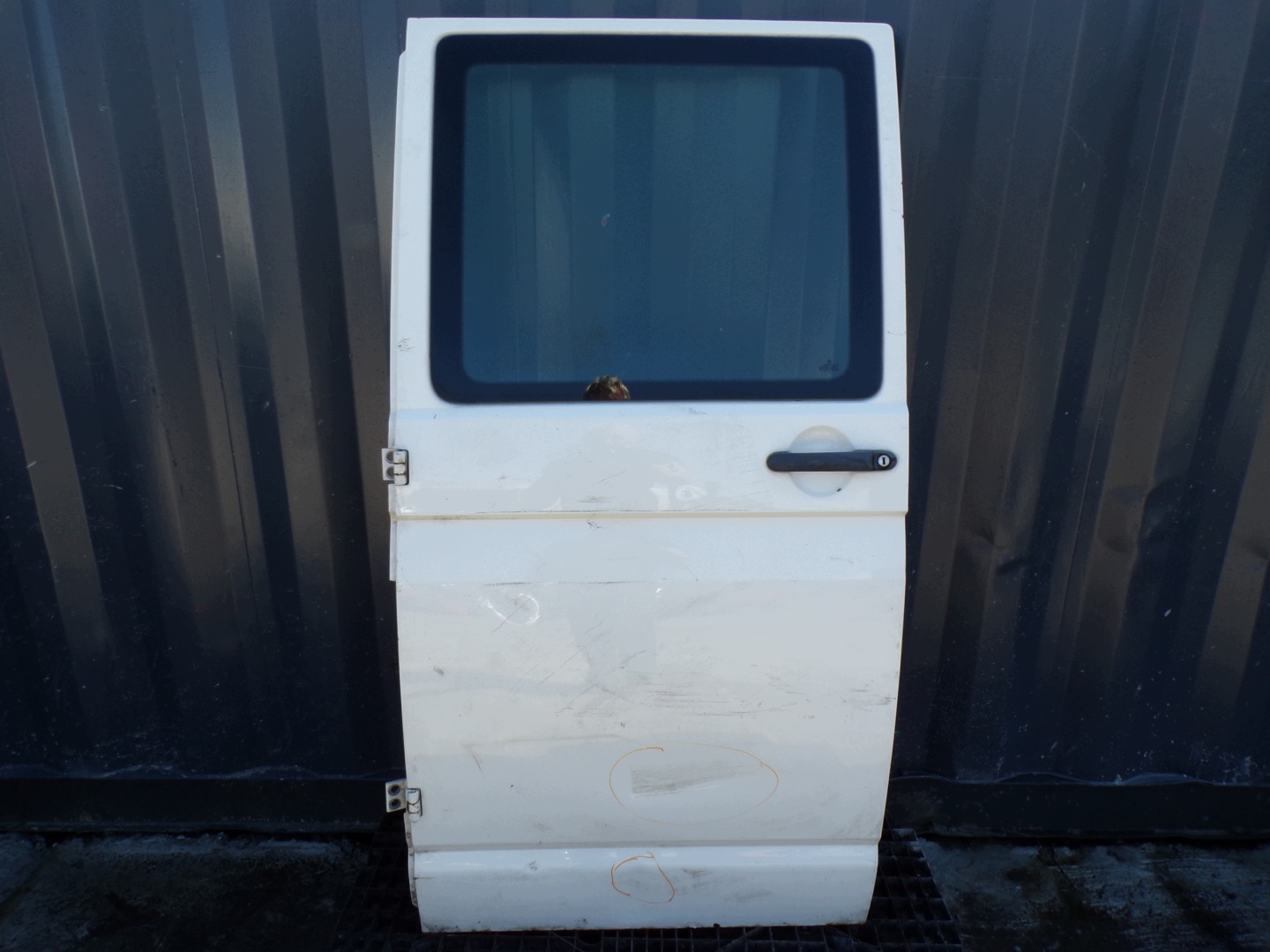 door left rear. VOLKSWAGEN T5 DOKA (R1)