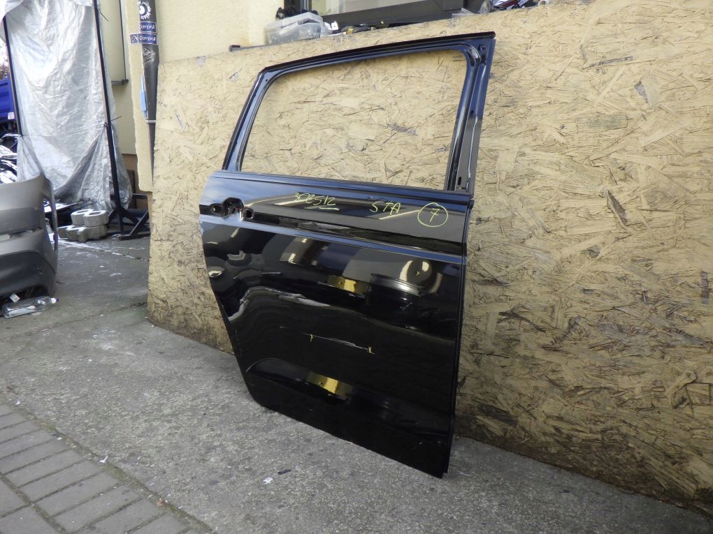 VW TOURAN II 5TA 15- door right rear.