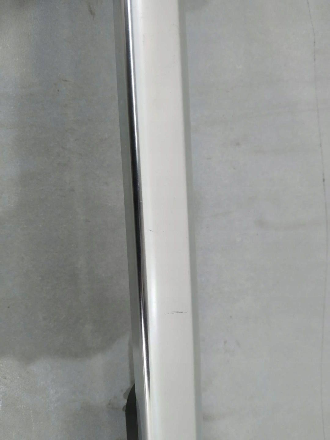 ski right Skoda Superb III (2015-)