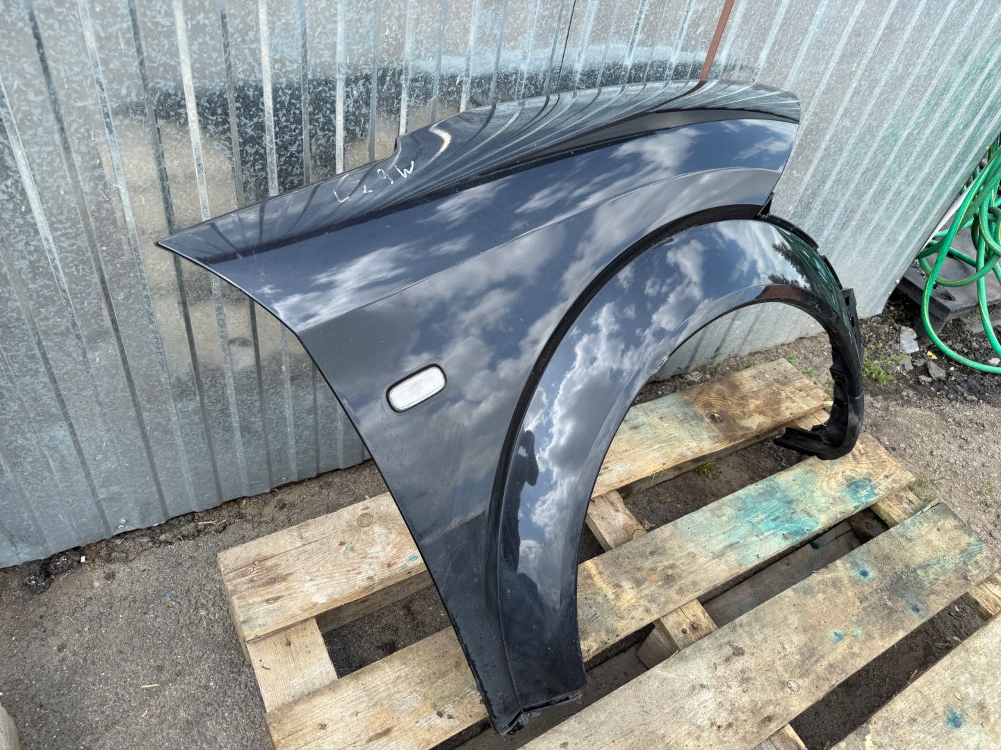AUDI A2 fender front front right LZ9W